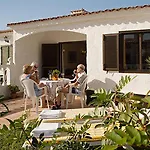 Готель Santa Barbara